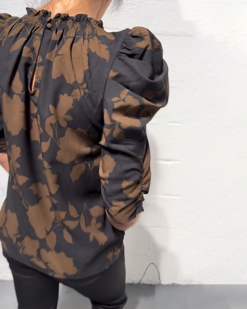 Puff Sleeve Ruffled Blouse