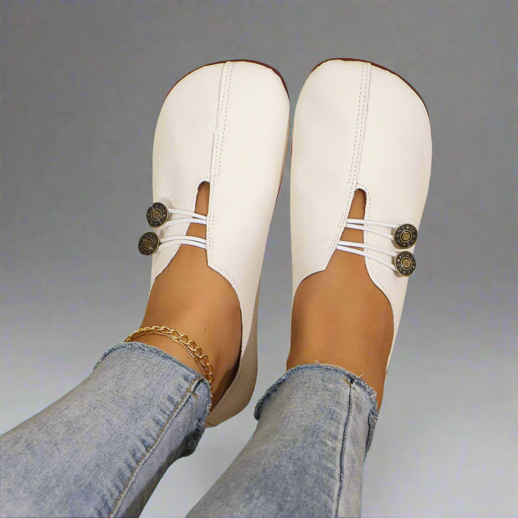 Lindora™ – Les slip-ons intemporels