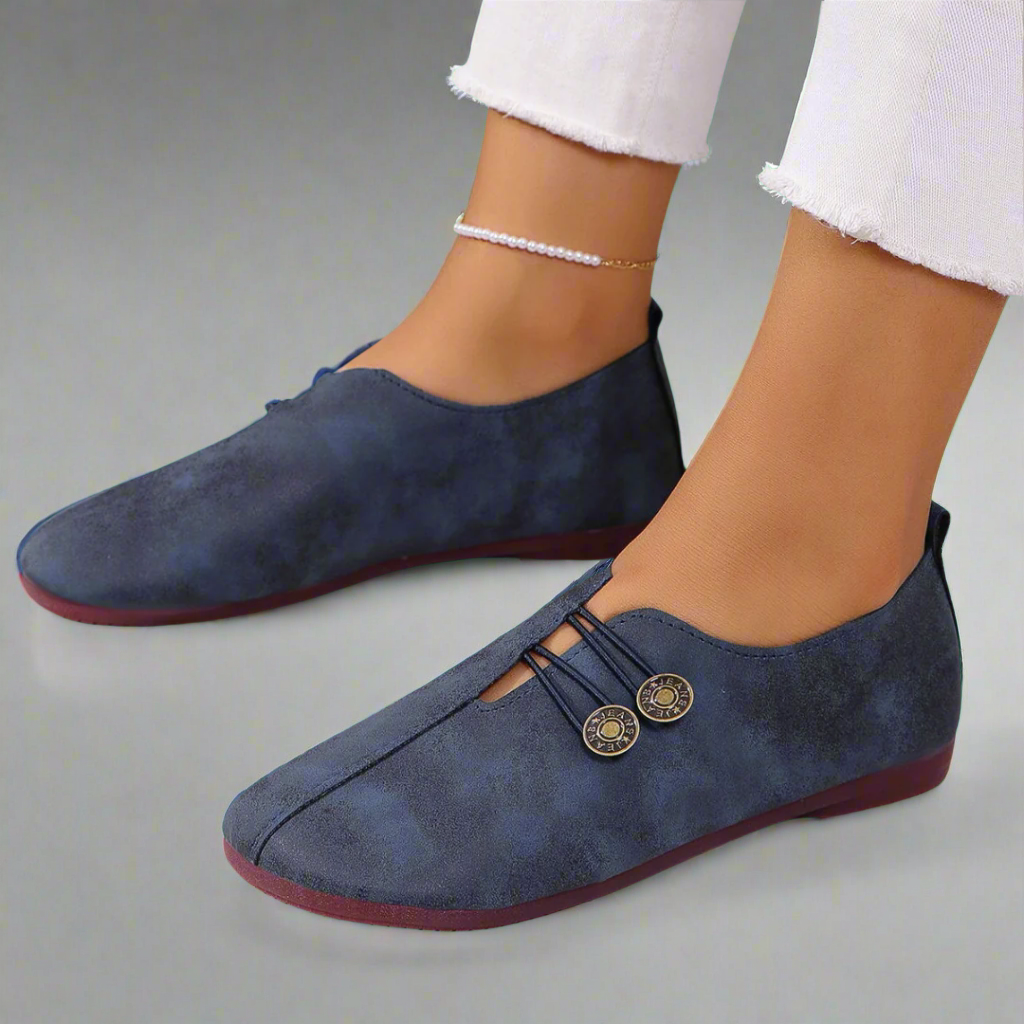 Lindora™ – Les slip-ons intemporels